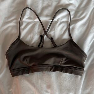 Alo Airlift Intrigue Bra - Olive Tree